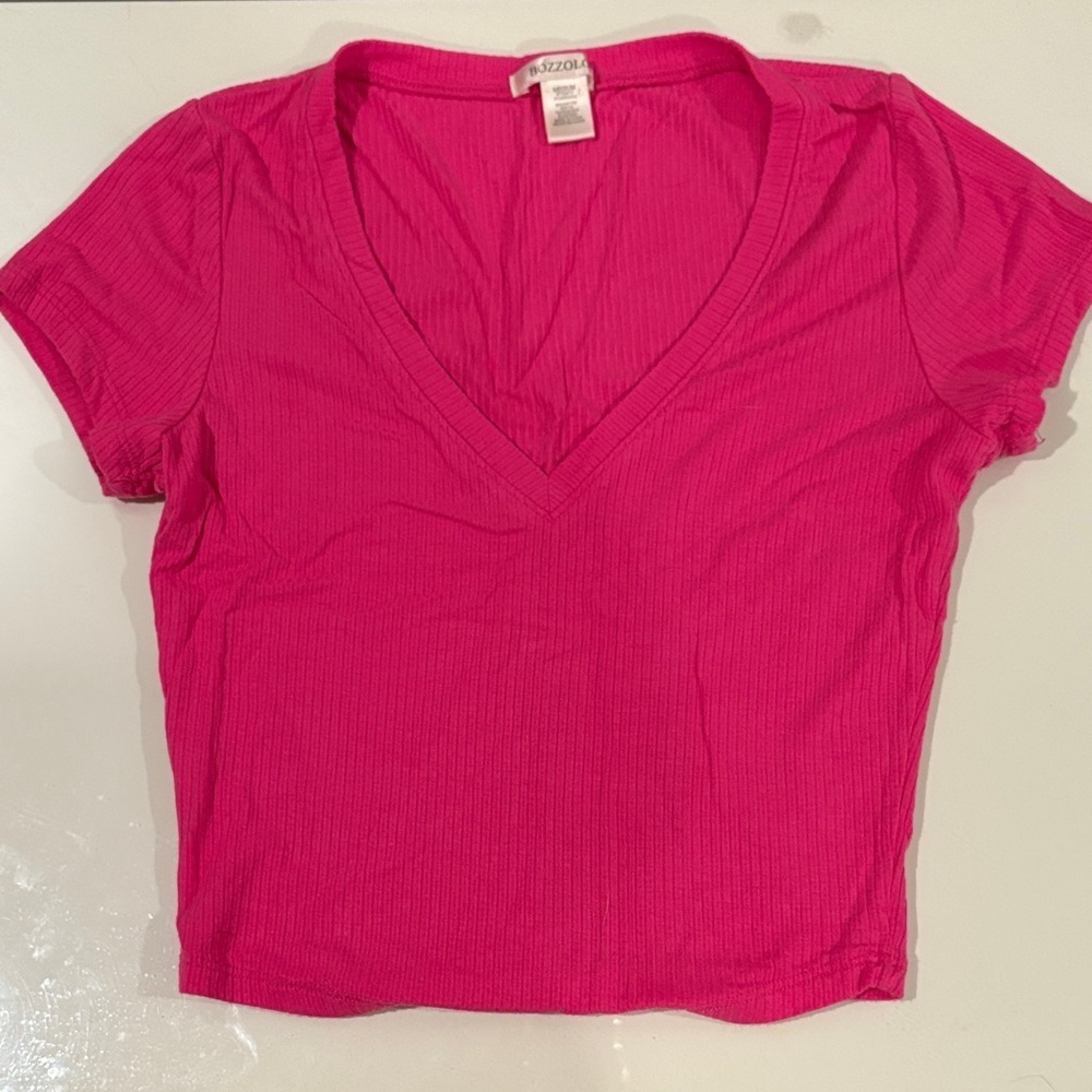 Bozzolo Hot Pink Ribbed Crop Tee | V-Neck | Size Medium